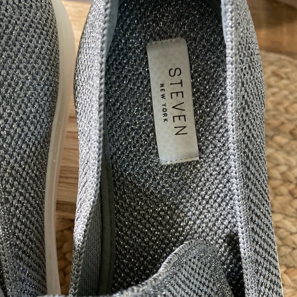 STEVEN BY STEVE MADDEN “KELSEA”SNEAKER! - Picture 9 of 12